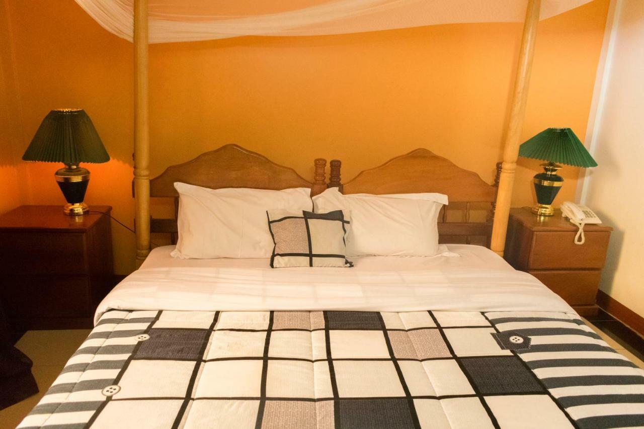 Kayegi Hotel Mbale Exteriér fotografie