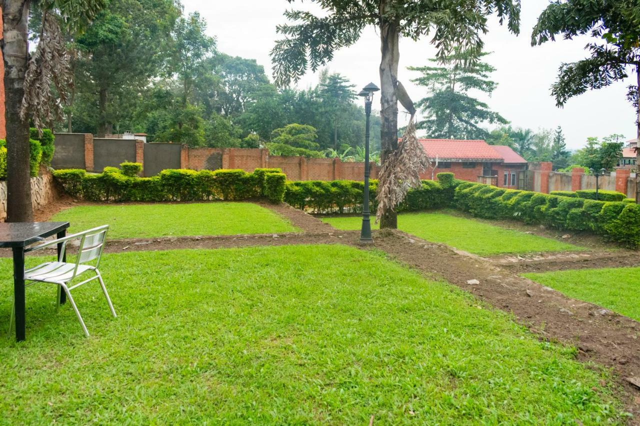 Kayegi Hotel Mbale Exteriér fotografie