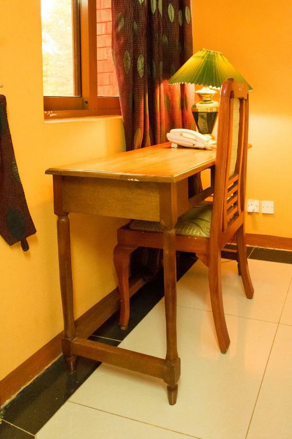 Kayegi Hotel Mbale Exteriér fotografie